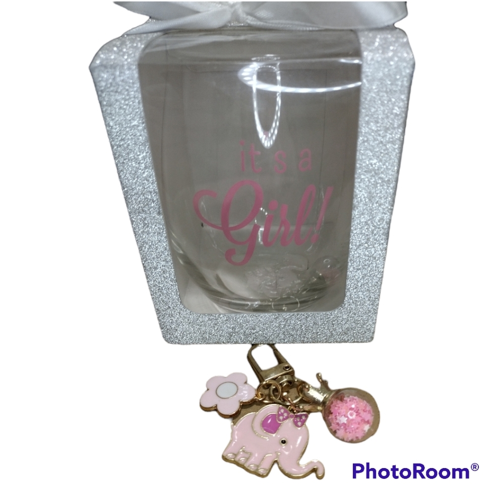"It's a girl" wine glass and key chain